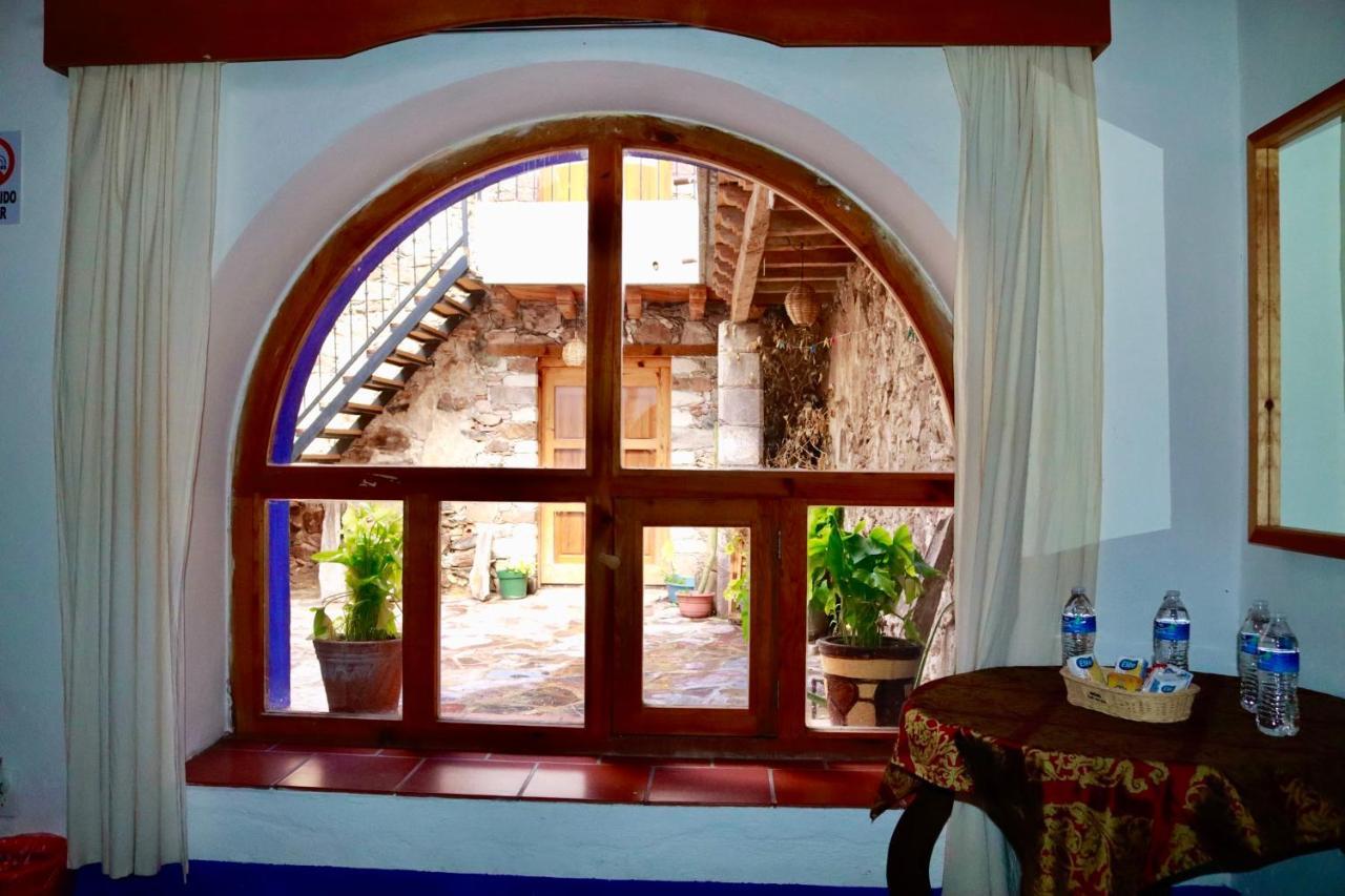 Hospedaje Pizza Azul Catorce Exterior photo